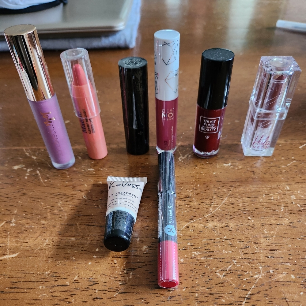 Lip products bundle